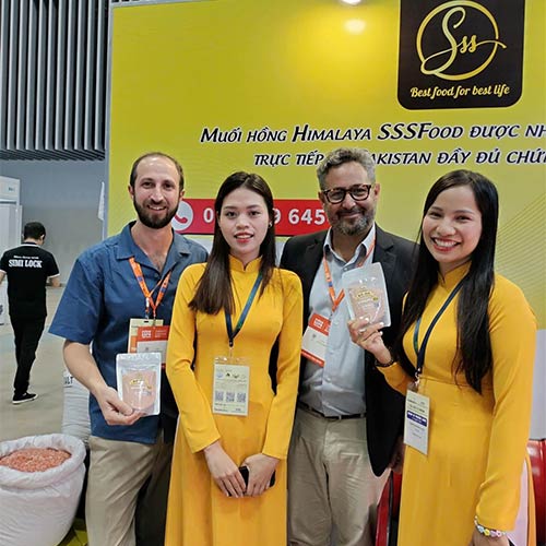 Trien-lam-muoi-hong-sssfood-10